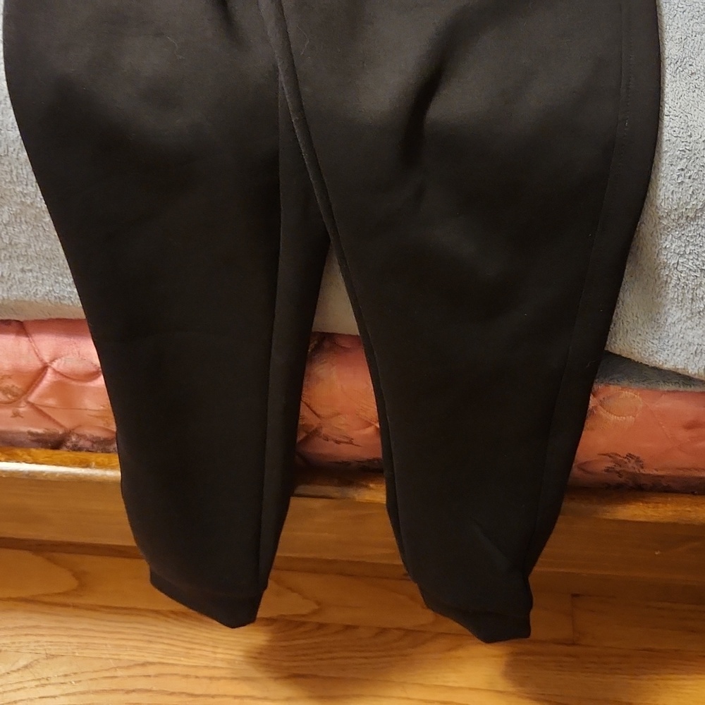 Black orange theory joggers - Picture 2 of 3
